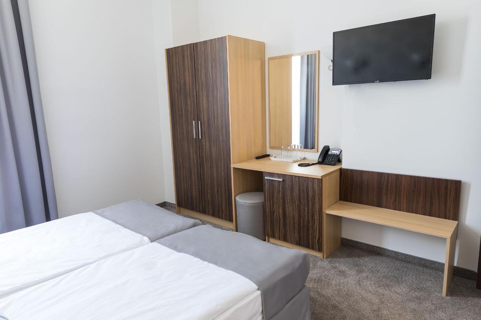 Hotel Central روس المظهر الخارجي الصورة