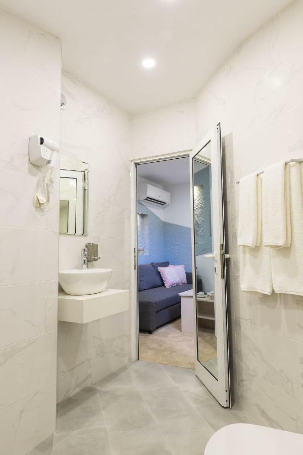 Hotel Central روس المظهر الخارجي الصورة